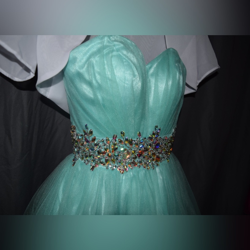SHORT STRAPLESS RUFFLED DEESS WITH ELEGANT SPARKLE BEADED WAIST BY STAR BOX